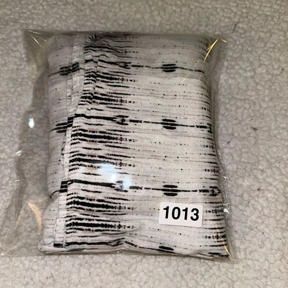 Cynthia Rowley Women’s Linen Blend Neutral Color Blouse Size 3XL - Picture 12 of 12